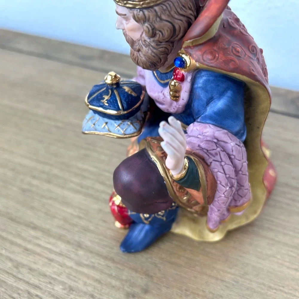 Kirkland Signature #75177 Nativity‎ Wise Man Figurine Porcelain Replacement